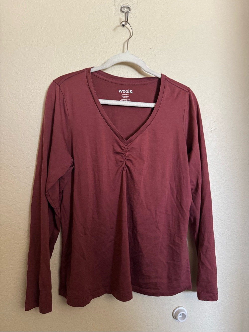 Wool& Melanie Ruched V-Neck Long Sleeve Top Sz XL in Burgundy Red
